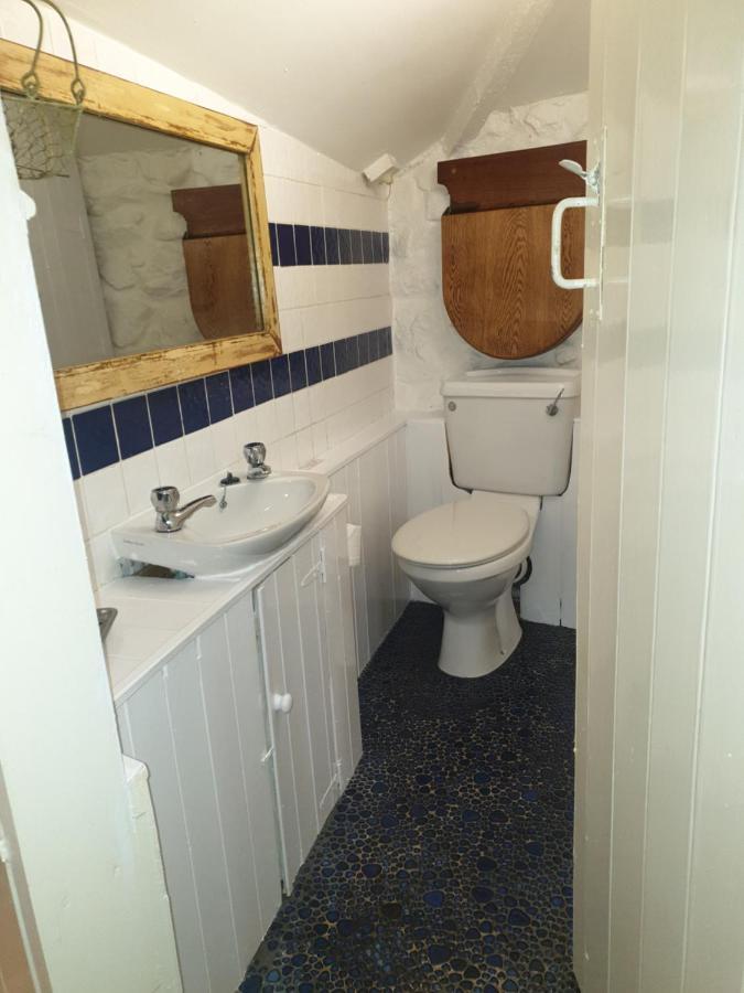 Cozy Carbence Cottage Carbis Bay Bagian luar foto